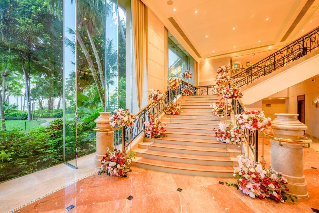 Hong Kong Gold Coast Hotel Exterior photo The staircase at the lobby