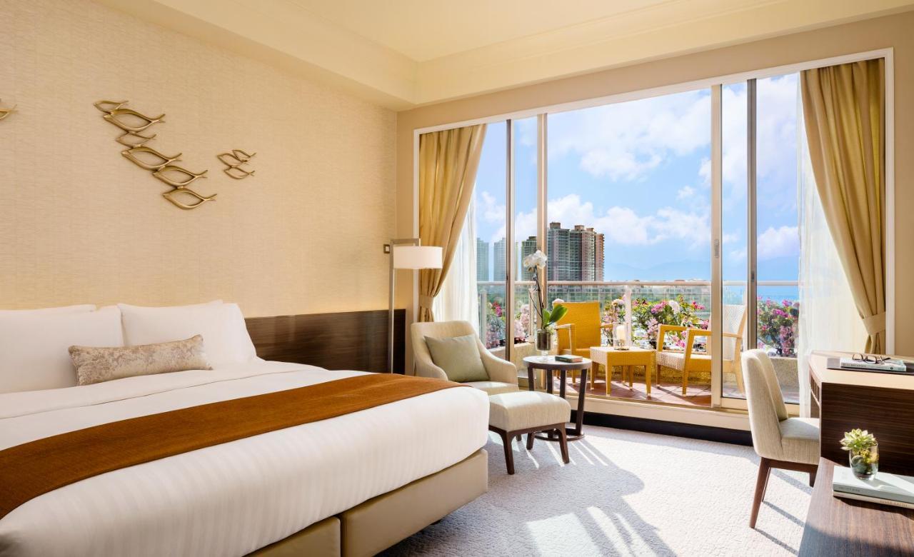 Hong Kong Gold Coast Hotel Exterior photo Deluxe Room